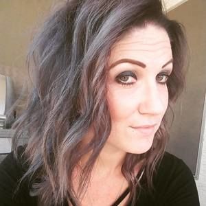 Meet your Posher, Michele